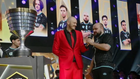 dota2怎么当教练